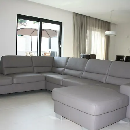 Luxury Ruskamen 3 *